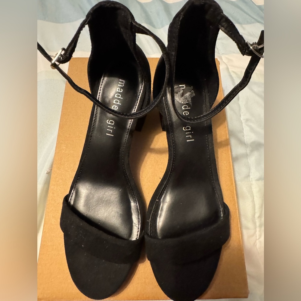 Madden Girl Black Oxford Heeled Sandals